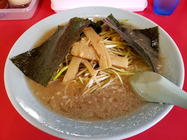 「ネギラーメン+ネギ増し」@ラーメンショップ 薮塚店の写真