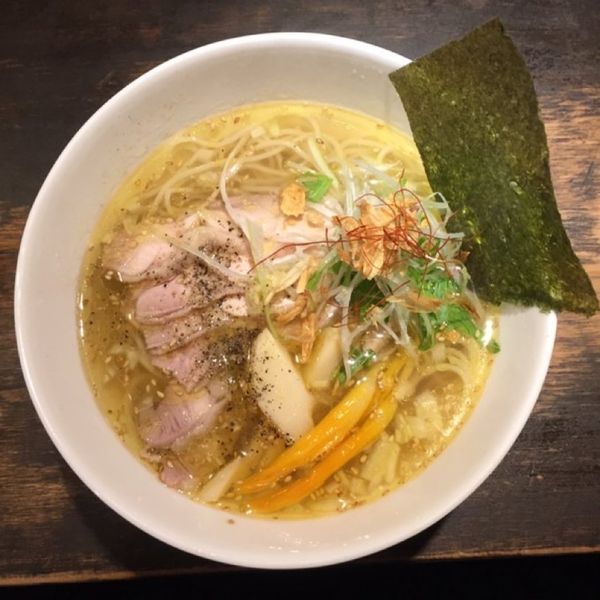 「白鶏麺」@屋台らーめん 鷹流 高田馬場店の写真