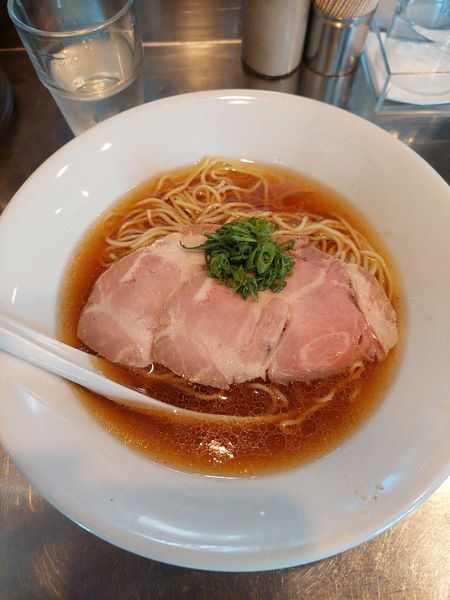 「冷やし蛤煮干蕎麦1050円」@さんじの写真