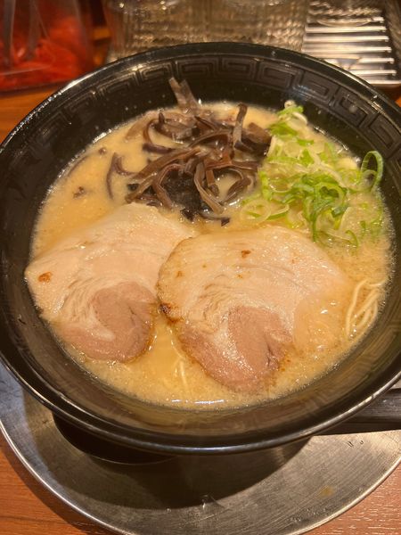 「とんこつラーメン」@元祖博多中州屋台ラーメン 一竜 国分寺店の写真
