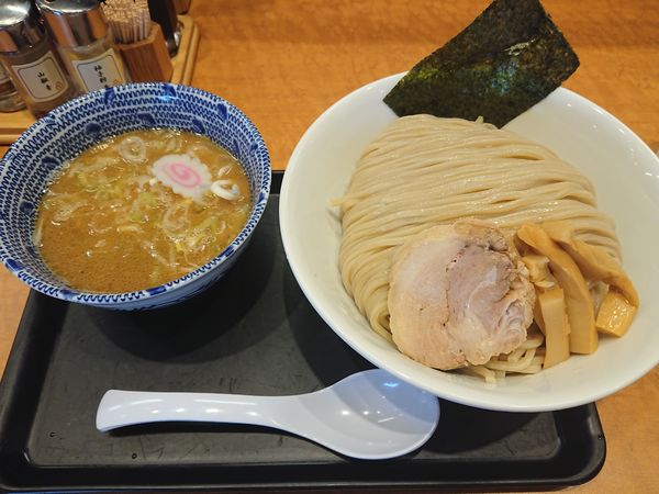 「つけ麺大盛￥８９０」@舎鈴 久喜店の写真