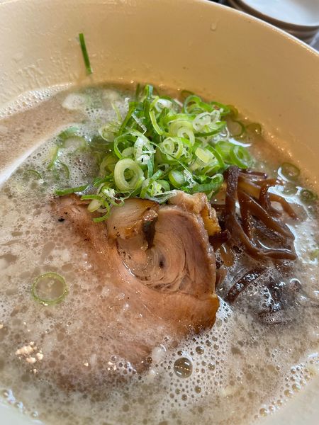 「博多豚骨らーめん」@幸心堂の写真