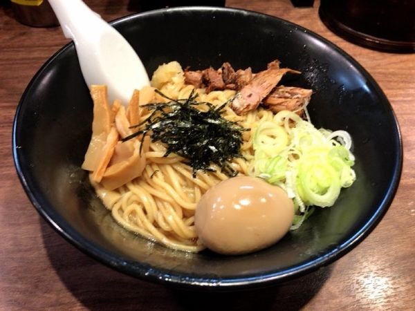 「味玉油そば」@麺達 うま家の写真