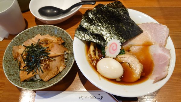 「特製中華そば 1030円 + ネギ焼豚丼 310円」@麺屋 真心の写真