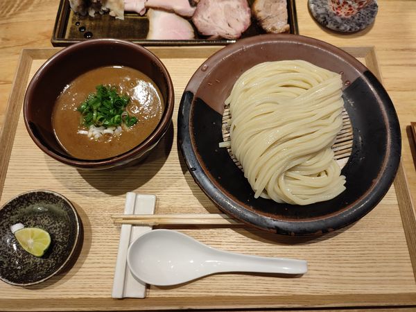 「つけ麺・並（TOKYO-X豚骨魚介）おかわり全粒粉」@中華蕎麦 とみ田の写真