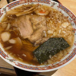 八王子ラーメン(620円)