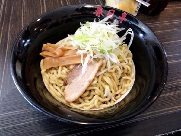 「しょうゆ油そば」@油そば 春日亭 渋谷店の写真