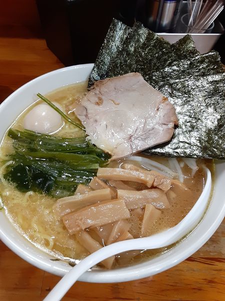 「鼎ラーメン大盛(1020＋120円)」@鼎の写真