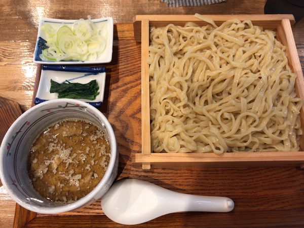 「炭火焼濃厚つけ麺　鯖 400g 830円」@炭火焼濃厚中華そば 威風堂道の写真