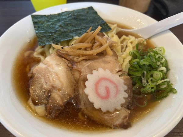 「大盛醤油らーめん」@麺や 河野の写真