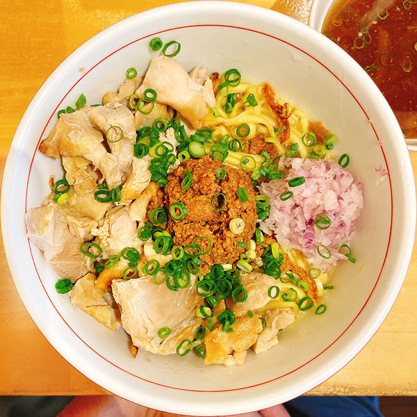 「まぜそばラリアット（肉増し）」@タマネギヘッドバッドの写真