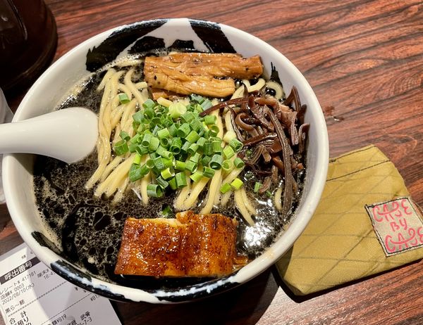 「黒ら〜麺」@麺屋武蔵 武骨の写真