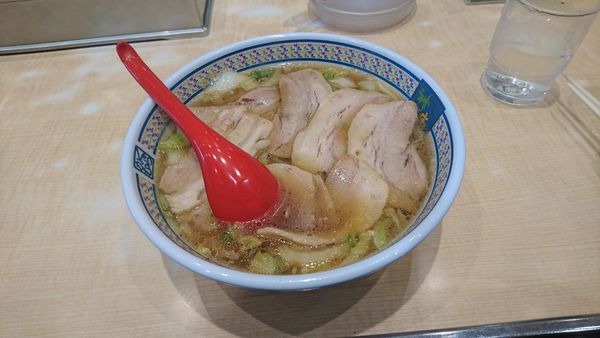 「おいしいラーメン小チャーシュートッピング」@どうとんぼり神座 アトレ恵比寿店の写真