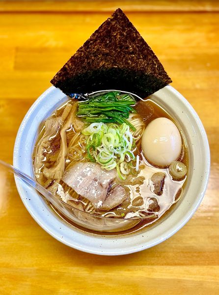 「味玉醤油そば」@麺処 諭吉 筑西玉戸店の写真