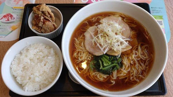 「昔ながらの中華麺セット　〜唐揚げ２個・ミニごはんつき」@デニーズ 大森北店の写真