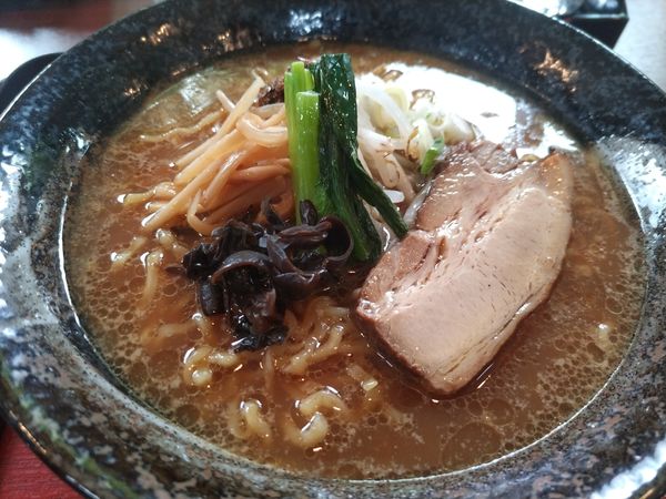 「熟成だし醤油らーめん」@亀鶴之寿の写真