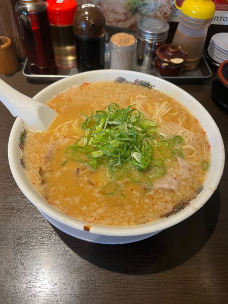 「こってりラーメン(820円)+大盛(110円)」@来来亭 本庄店の写真