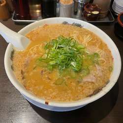 こってりラーメン(820円)+大盛(110円)