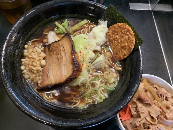 「焦がし醤油ラーメン（鶏）」@麺家 うえだの写真