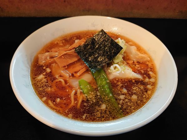 「ワンタン麺+半チャーハン」@万里村の写真