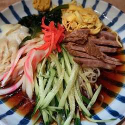 冷やし中華　630円＋ワンタン　100円