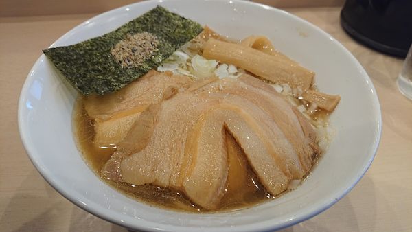 「冷し煮干しらーめん+大盛」@中華そば カゼノウタの写真