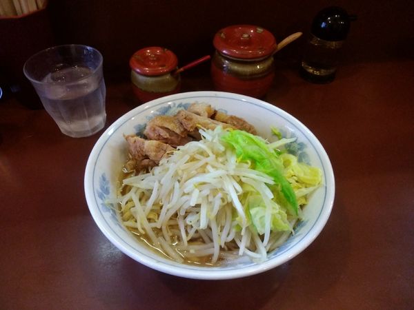 「ラーメン800円＋豚増し200円」@らーめん陸の写真
