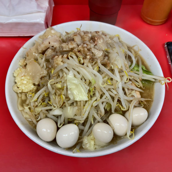 「小ラーメン（ニンニクアブラ）￥790＋ウズラ￥100」@ラーメン二郎 仙台店の写真