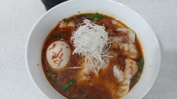 「特製酸っぱ辛いラーメン」@ラーメン星印の写真