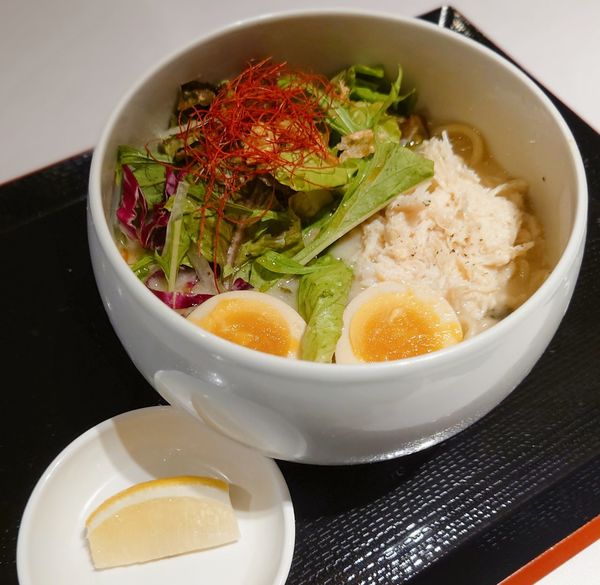 「味玉鶏白湯塩そば」@蔭山樓 MOZOワンダーシティ店の写真