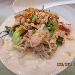 夏野菜と豚しゃぶ冷やしちゃんぽん 890円