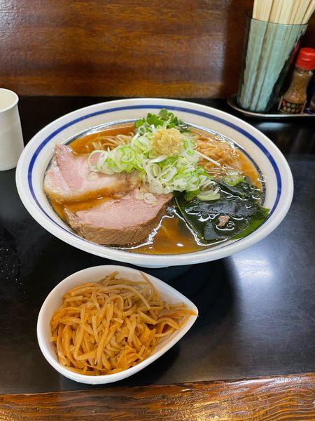 「メンマラーメン」@生姜醤油ラーメン 波音食堂の写真