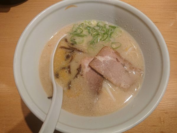 「豚骨（７９０円）」@TOKYO豚骨BASE MADE by 博多一風堂 池袋店の写真