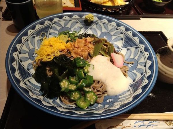 「ねばとろ冷やしそば」@和ダイニング四六時中 大津京店の写真