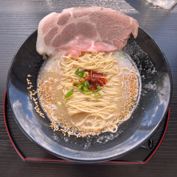 「豚骨」@らーめん金行 河口湖駅前店の写真