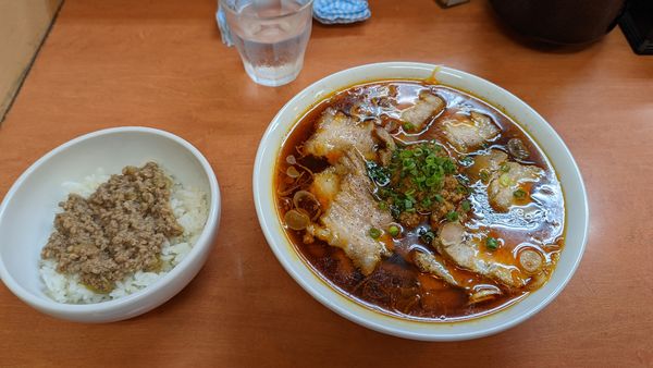 「チャーシュー麺辛口」@日陰の写真