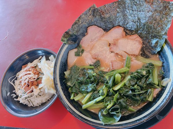 「チャーシュー麺＋青菜＋チャーシュー丼（小）」@家系ラーメン たつ家の写真