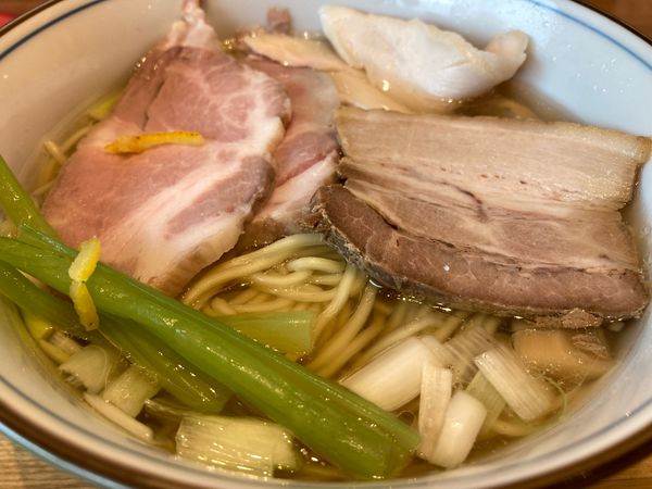 「塩らーめん」@麺や 柚葉の写真