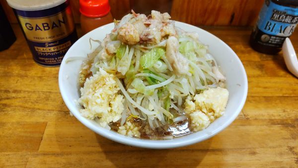 「小豚ラーメン(麺少なめ・麺硬め)」@ラーメン二郎 前橋千代田町店の写真