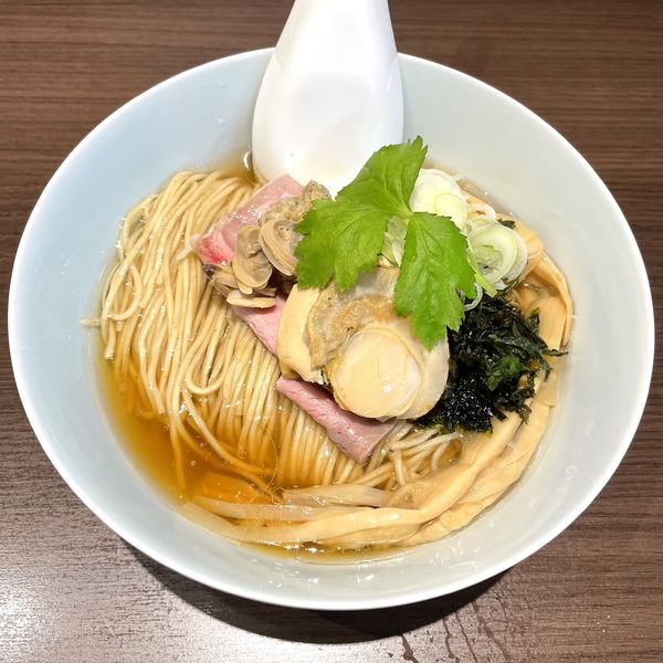 「【限定】帆立と浅利の貝そば」@寿製麺よしかわ 坂戸店の写真