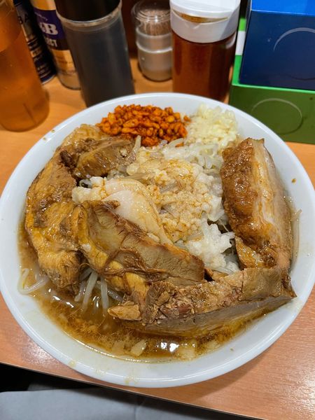 「豚マシラーメン　980円」@らーめん忍者の写真