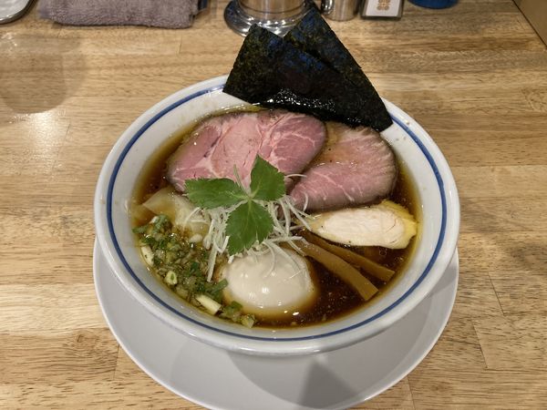 「特製中華そば醤油」@手打式超多加水麺 ののくらの写真