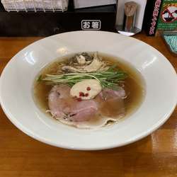 ポルチーニ香る我飯醤油らーめん