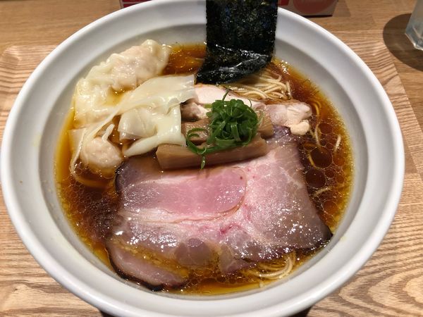 「地鶏醤油そば大盛＋雲呑」@中華蕎麦 みうらの写真