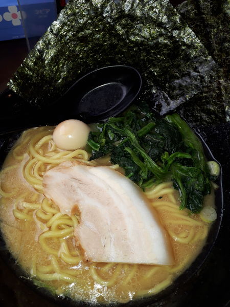 「醤油ラーメン」@横浜家系ラーメン 翔家 藤岡店の写真