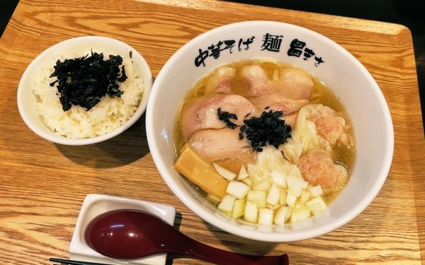 「限定 塩ver.のワンタン煮干らぁ麺 with玉ねぎ & ばら海」@煮干し中華そば 昌まさの写真