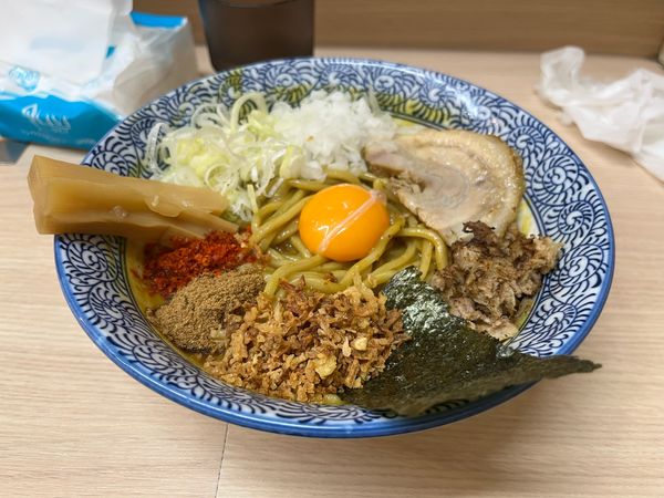 「カレーまぜそば」@狼煙 大宮店の写真