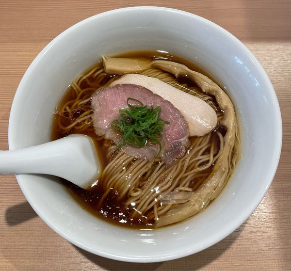 「ラーメン」@らぁ麺 はやし田 武蔵小杉店の写真