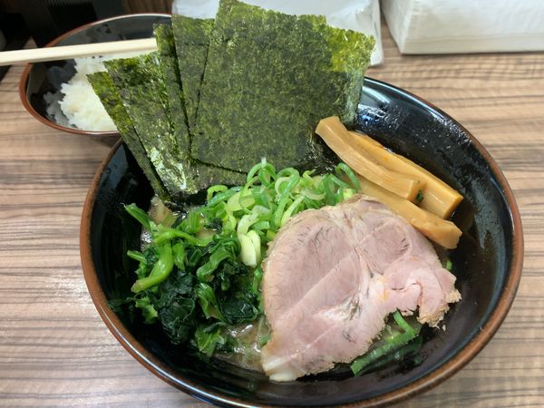 「得らーめん」@横浜家系ラーメン武蔵家 松戸店の写真