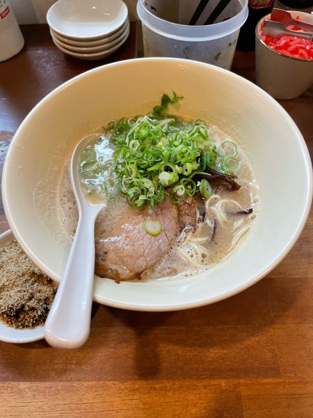「博多豚骨らーめん」@幸心堂の写真